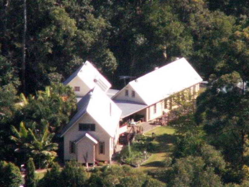 Glass House Mountains Ecolodge Экстерьер фото